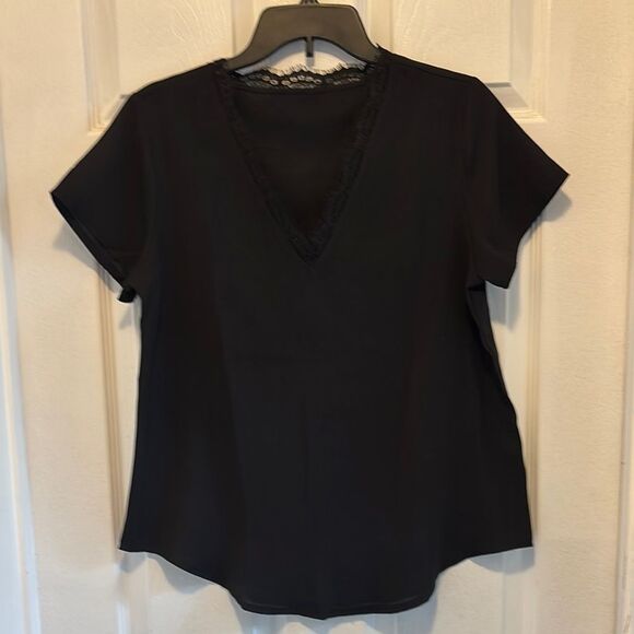 Black lace blouse size small - Picture 1 of 4
